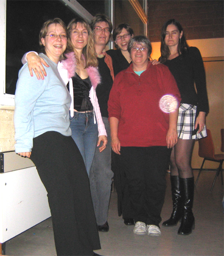 Die Damenmannschaft des TTV: 'Wir sind Silvia'