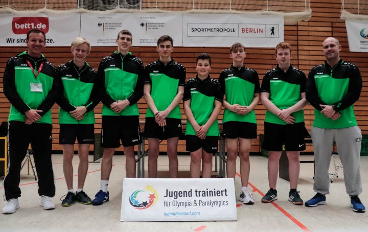 Mannschaft des Leibniz-Gymnasiums stringen beim Bundesfinale